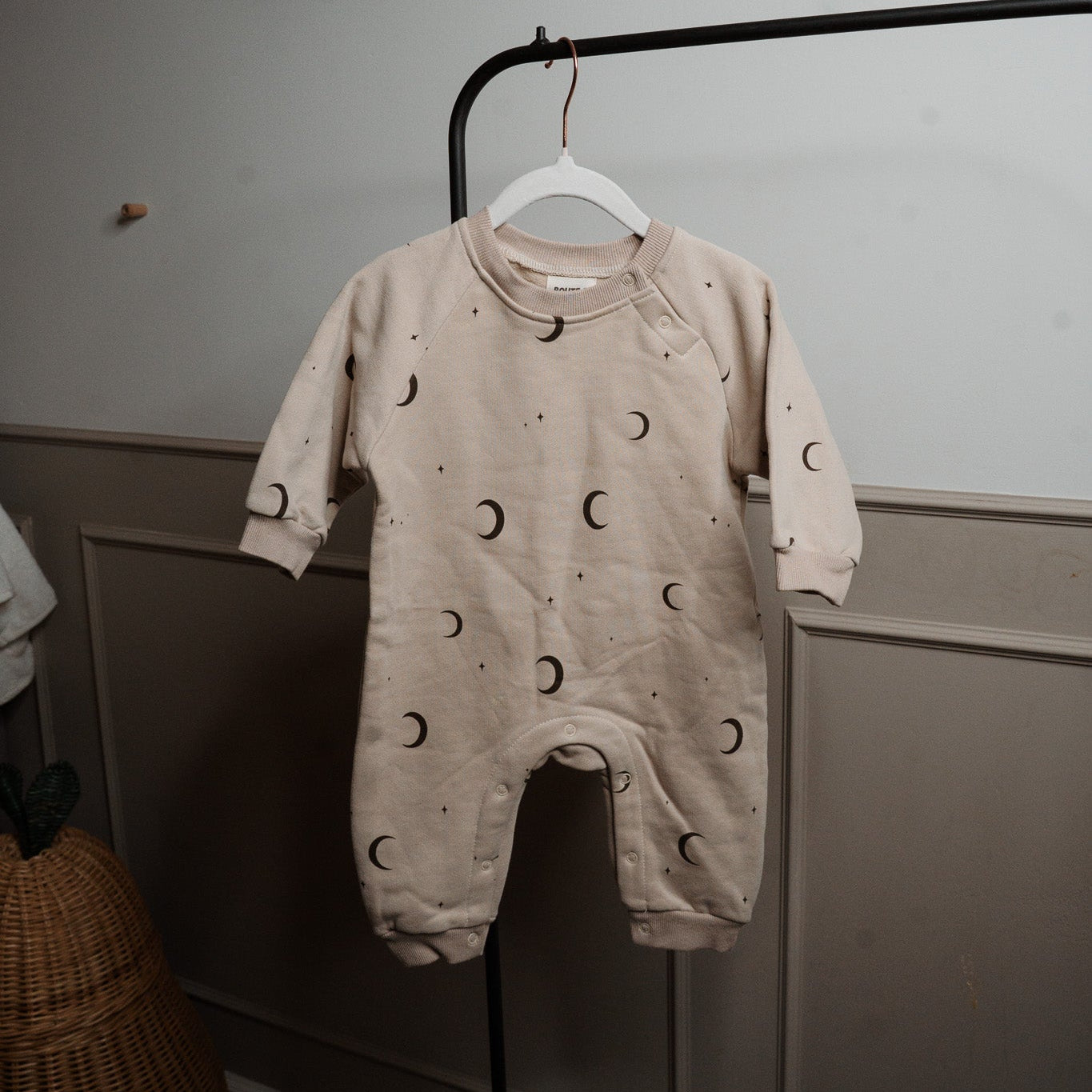 Überglücklich! 🌙✨ Strampler beige