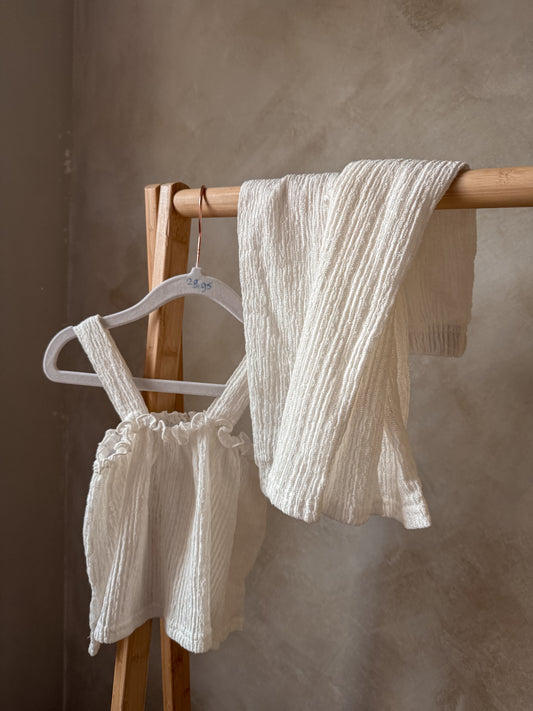 White co-ord set 80/86