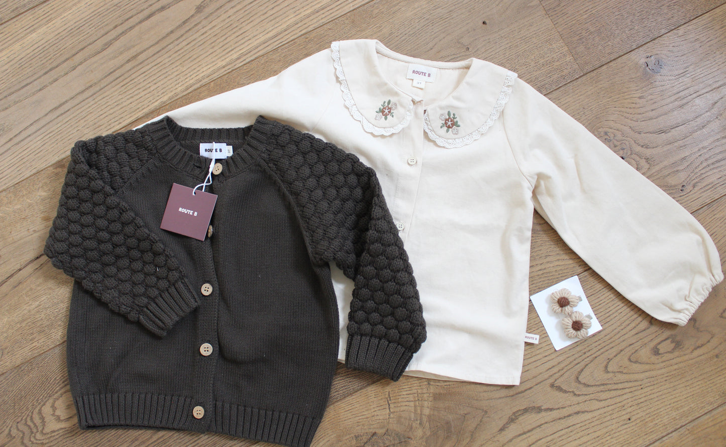 Blouse Daisy Embroidery – Cream