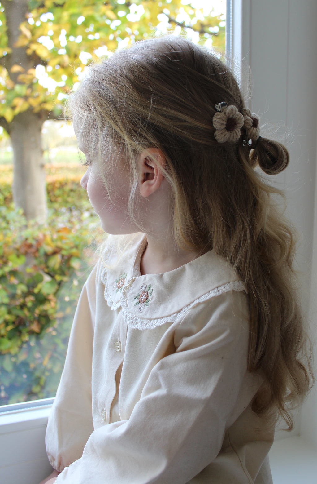 Blouse Daisy Embroidery – Cream
