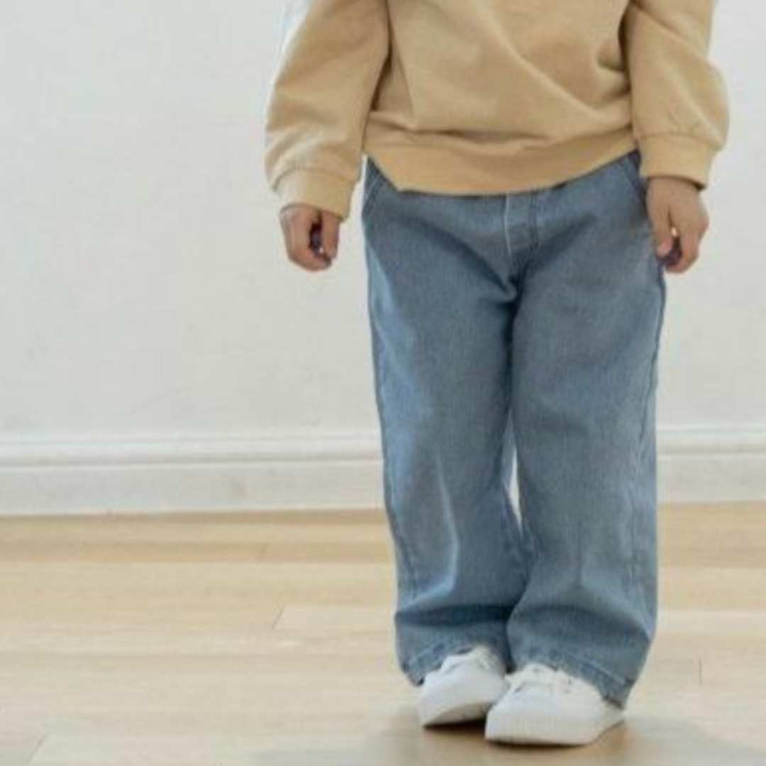 Wide leg jeans
