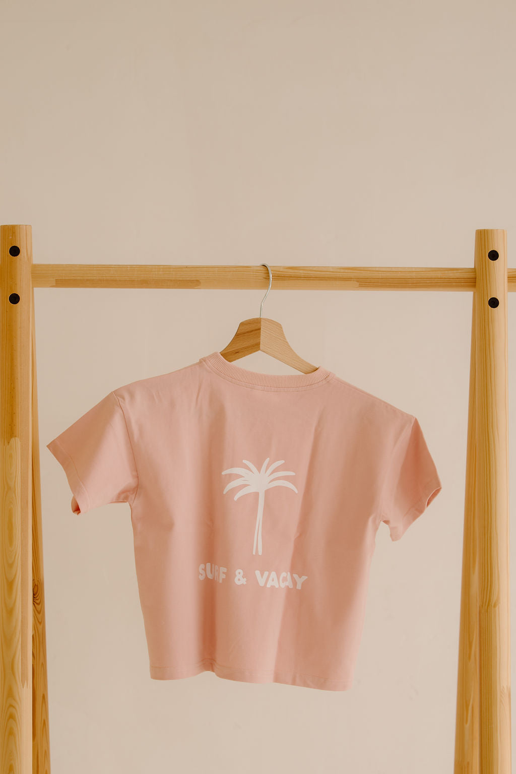 Farbige, hippe Oversized-Shirts