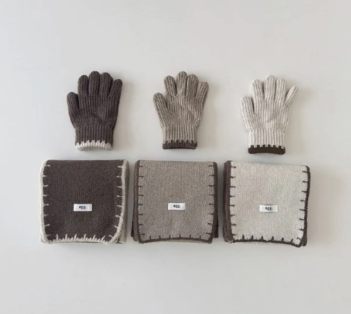 Handschoenen en sjaal set