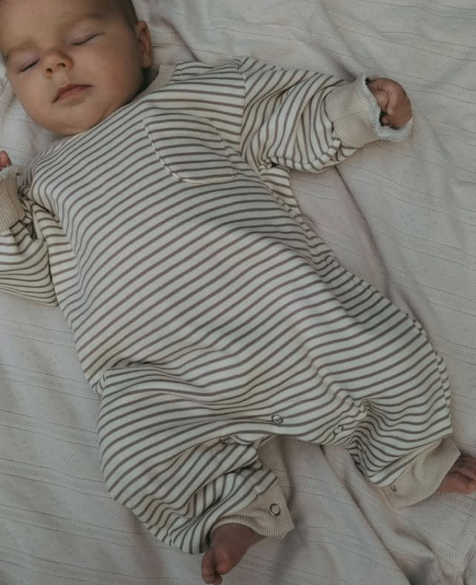 Gestreifter Jumpsuit
