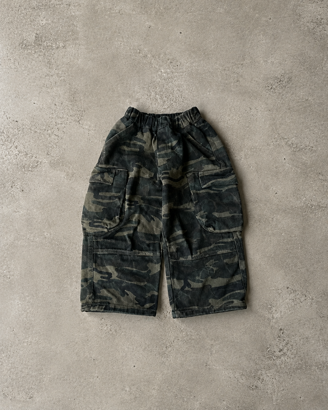 Camo pants wide fit