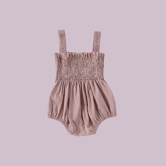 Roze romperpakje